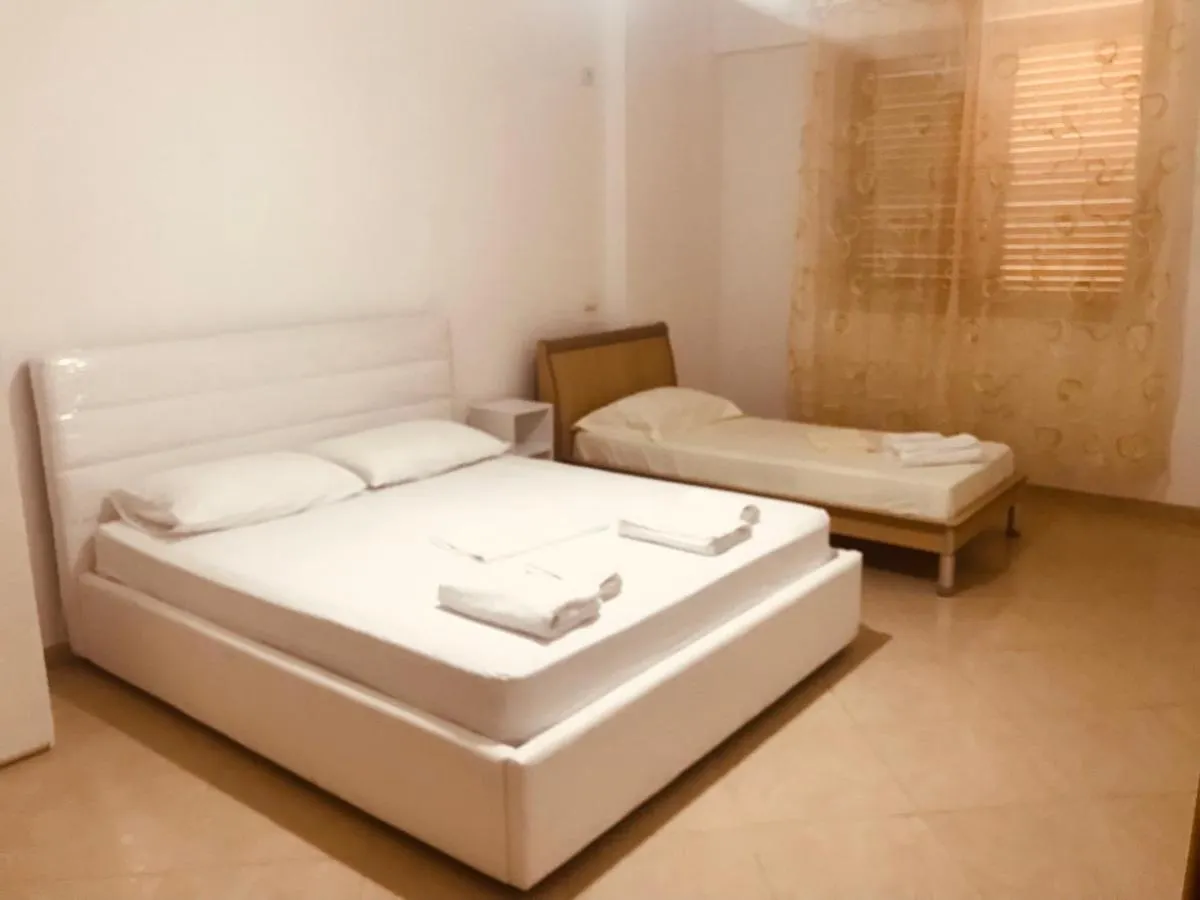 Albi Apartment 1 Vlore