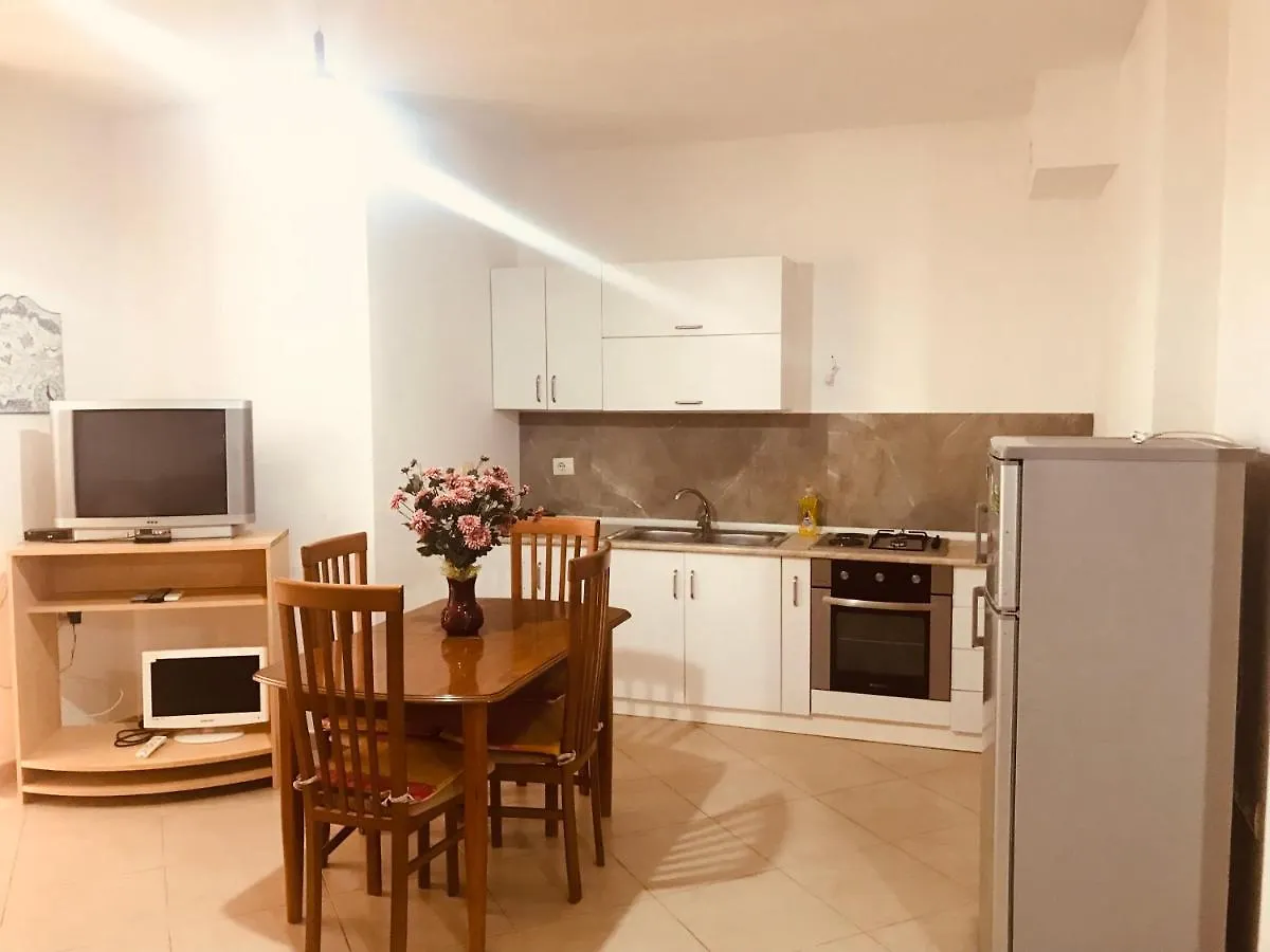 Albi Apartment 1 Vlore