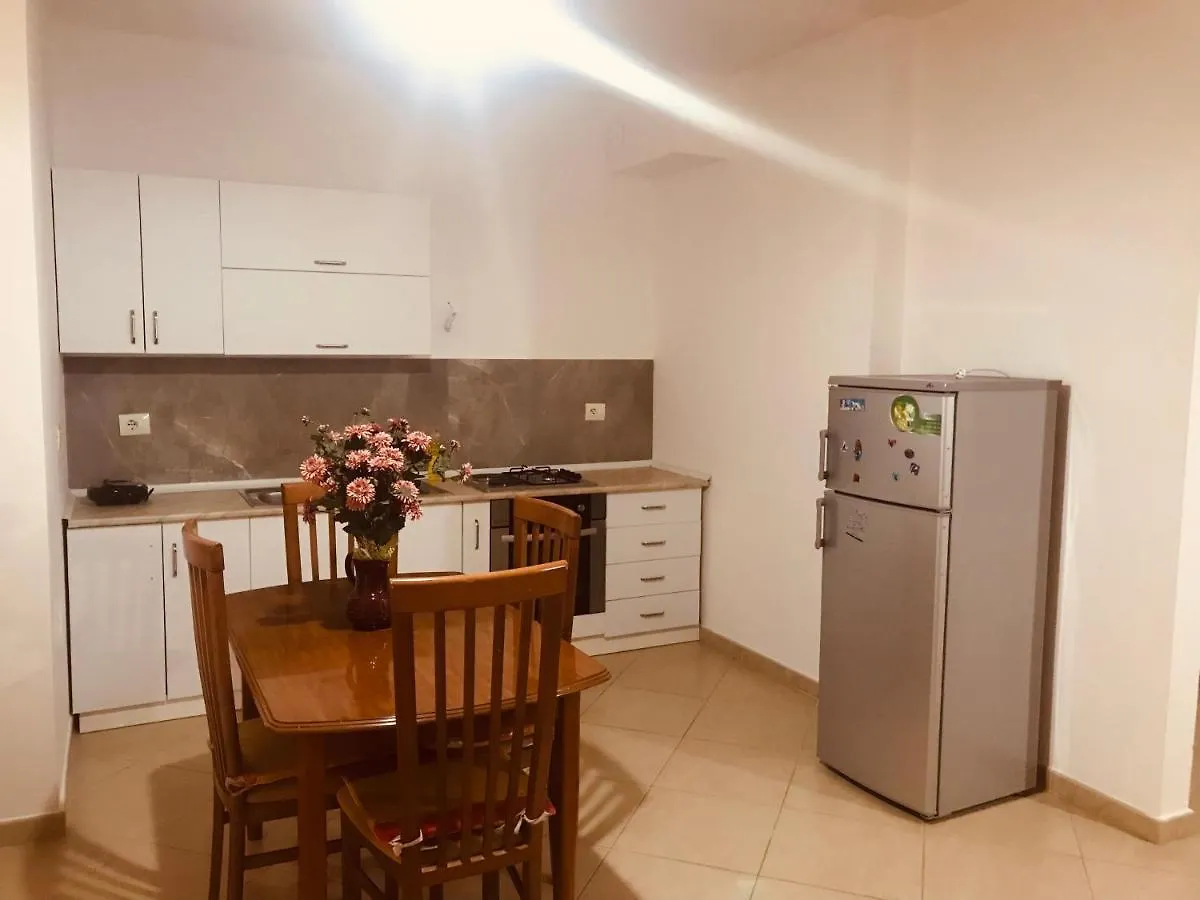 Albi Apartment 1 Vlore